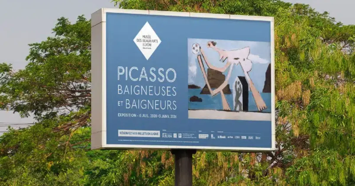 Panneau lumineux Piolenc : communication moderne