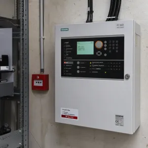 Centrale d'alarme incendie d'un établissement